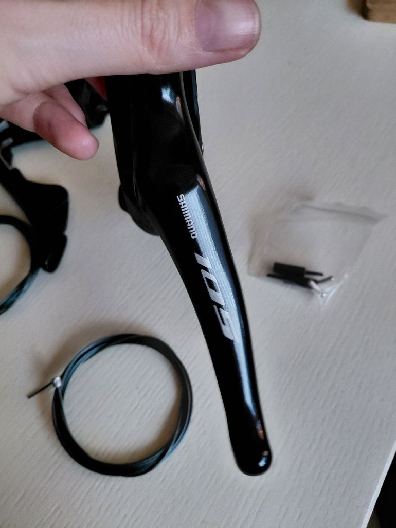 Shimano 105 Shifter bike usato — immagine 2 di 3