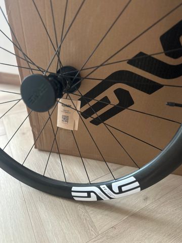 Brugt Enve SES 3.4 Innerdrive Wheelset 2025 bike — billede 3 af 7