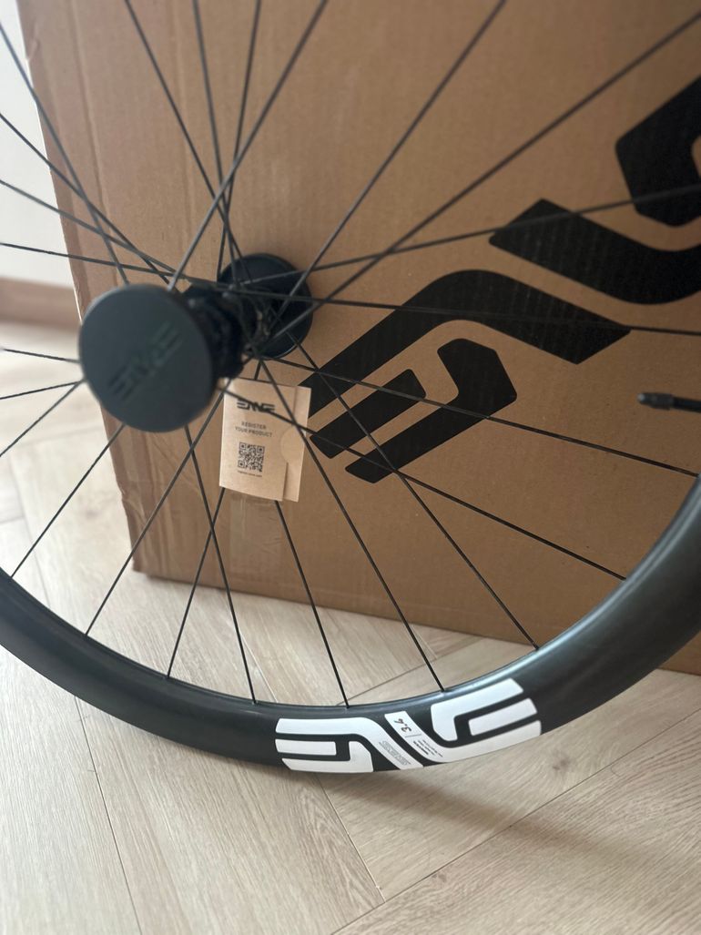 Brugt Enve SES 3.4 Innerdrive Wheelset 2025 bike — billede 3 af 7