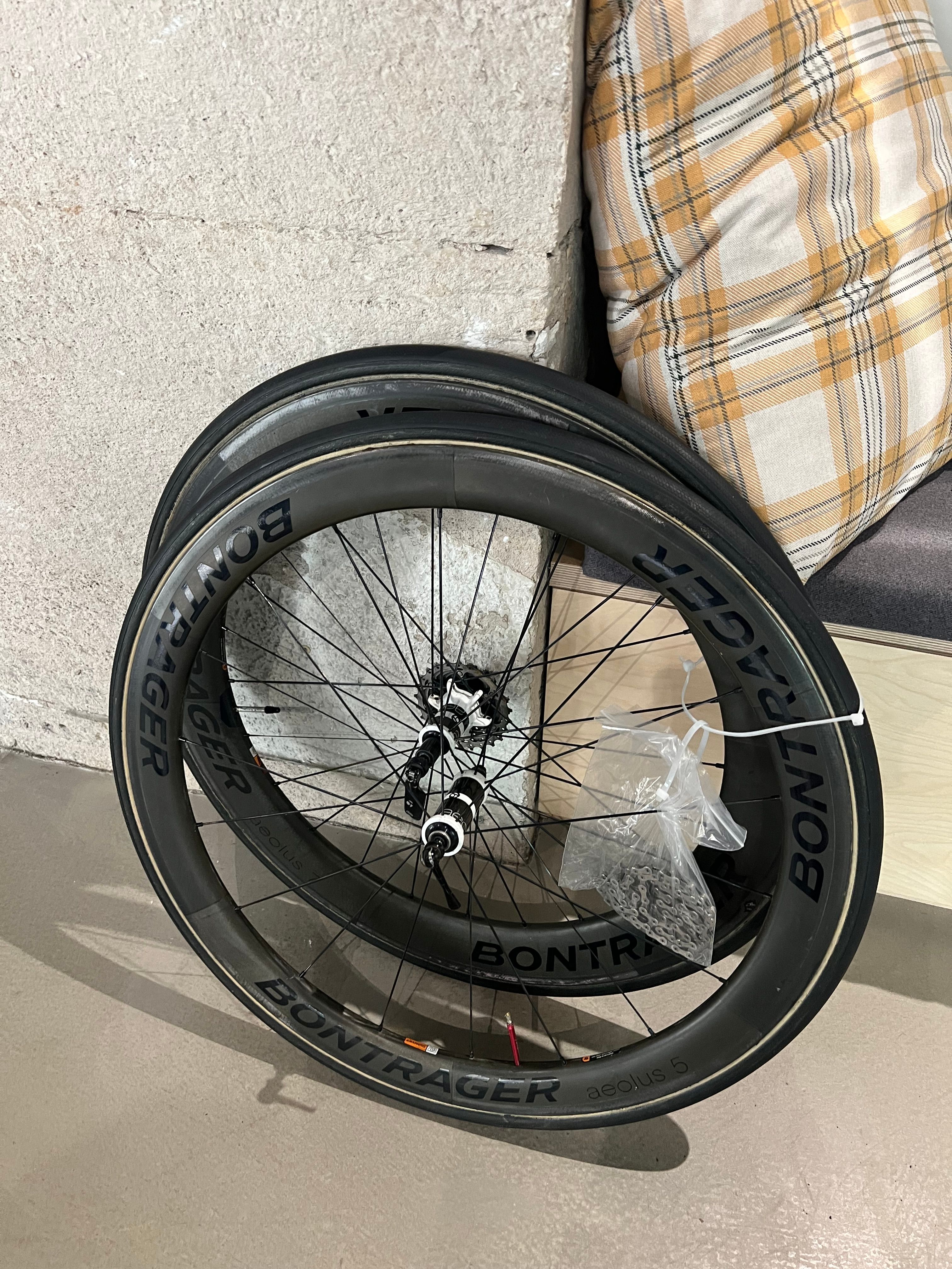 Bontrager Aeolus 5 Wheels | buycycle