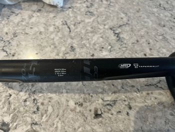Brugt Easton EC70 AC Carbon 31.8 Handlebar 2025 bike