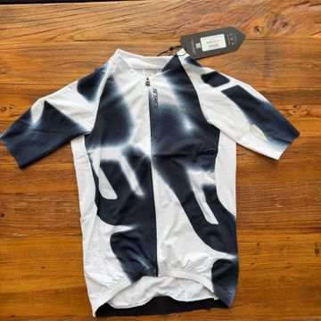 Brugt Q36.5 Gregarius Pro Big Logo Jersey Women's M// NEW!! 50% OFF!! 2026 Cycling Clothing