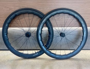 Zipp 353 NSW Wheelset 2025 bike d'occasion