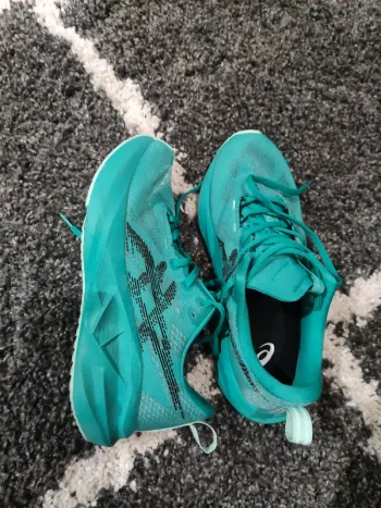 Gebrauchtes Asics Novablast 5 bike — Bild 3 von 6