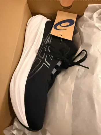 Gebrauchtes Asics Gel Nimbus bike — Bild 2 von 8