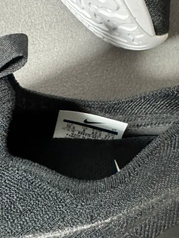 Tweedehands Nike Epic React Flyknit bike — afbeelding 5 van 5