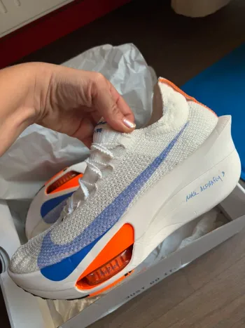 Nike Air Zoom Alphafly Next% 3 bike d'occasion — image 3 sur 5