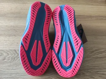 Gebrauchtes Asics Novablast 5 bike — Bild 9 von 12