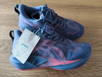 Gebrauchtes Asics Novablast 5 bike — Bild 2 von 12