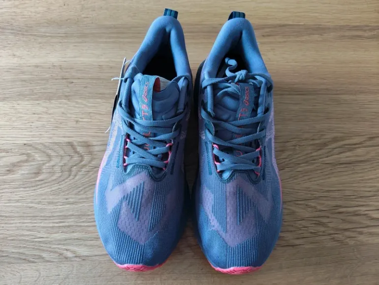 Gebrauchtes Asics Novablast 5 bike — Bild 6 von 12