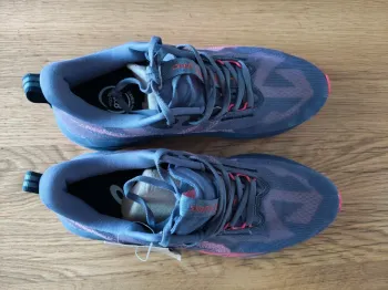 Gebrauchtes Asics Novablast 5 bike — Bild 4 von 12