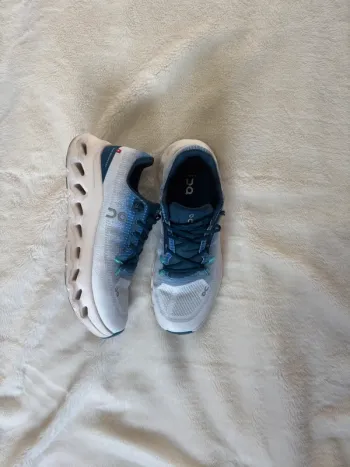 Gebrauchtes On Running Shoes bike — Bild 11 von 15