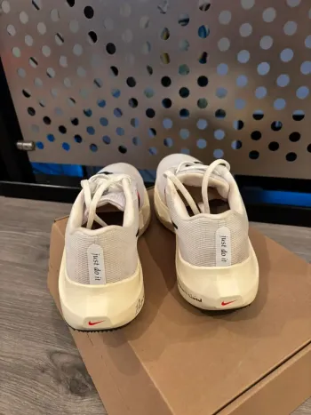 Nike Zoom Fly 5 Ekiden bike usato — immagine 5 di 9