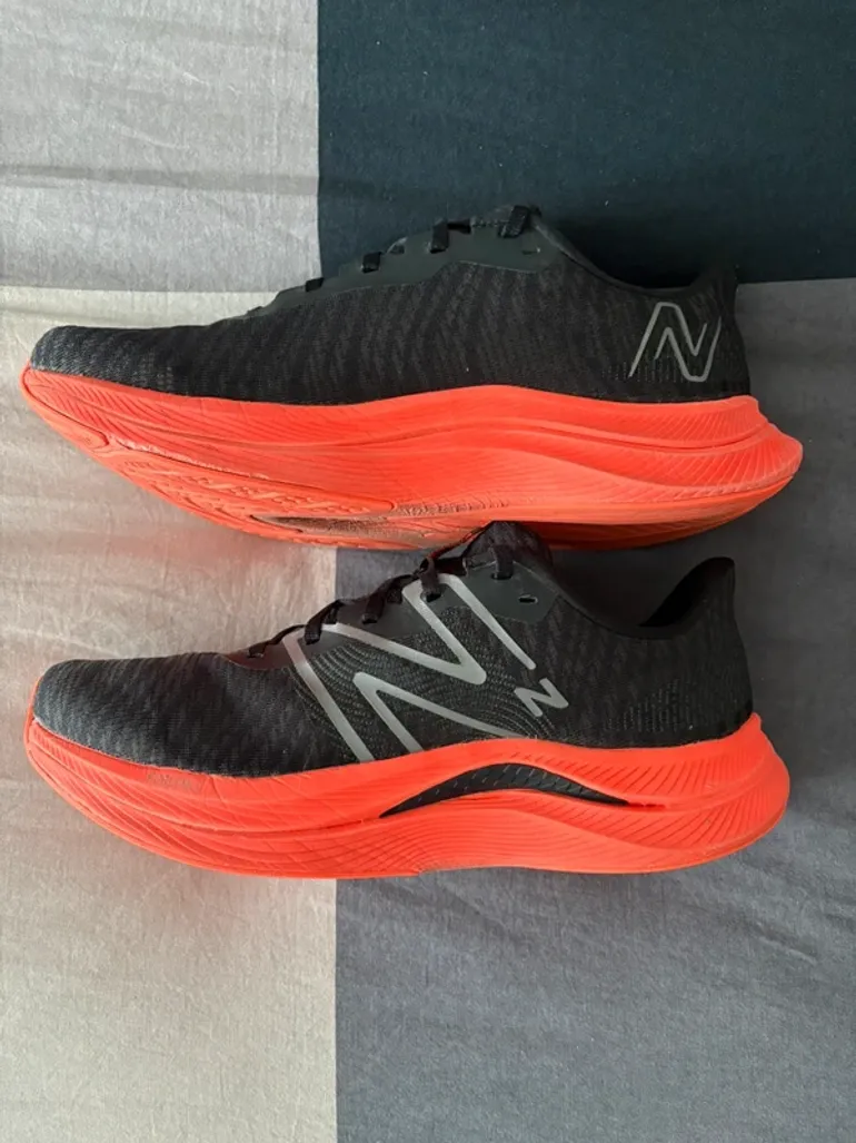 Used New Balance Fuelcell Propell bike — image 3 of 7