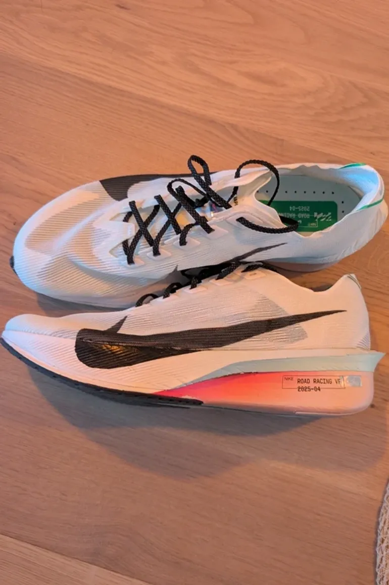 Brugt Nike Vaporfly 4 bike — billede 3 af 9