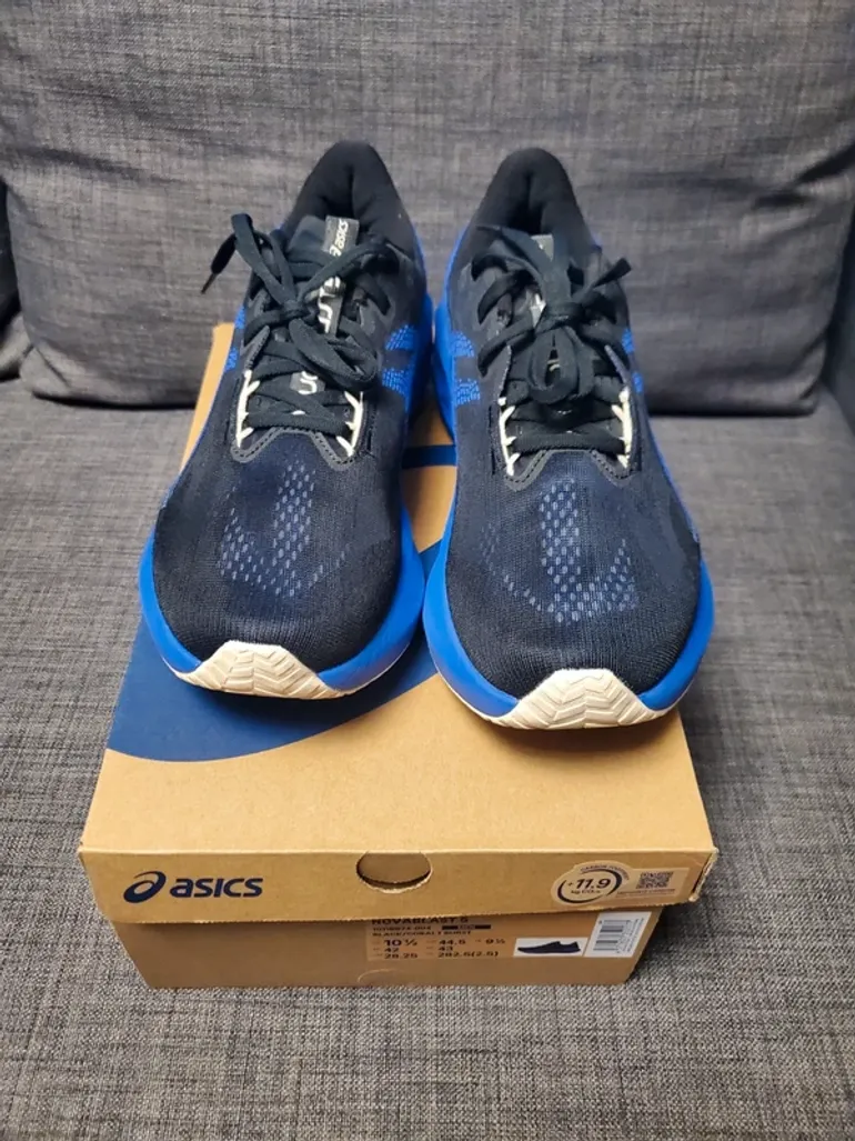 Brugt Asics Novablast 5 bike — billede 2 af 12