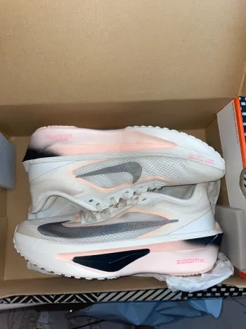 Used Nike Zoom Fly 6 bike