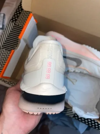 Used Nike Zoom Fly 6 bike — image 4 of 8