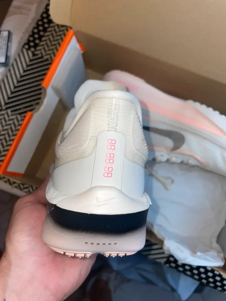 Used Nike Zoom Fly 6 bike — image 4 of 8