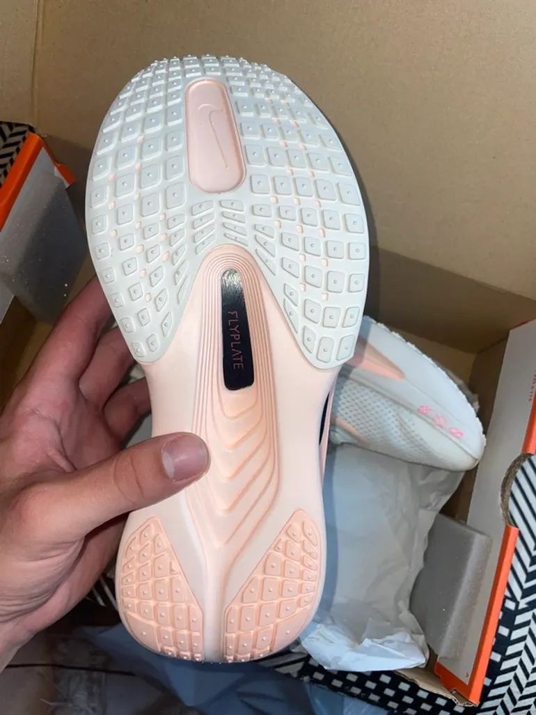 Used Nike Zoom Fly 6 bike — image 6 of 8