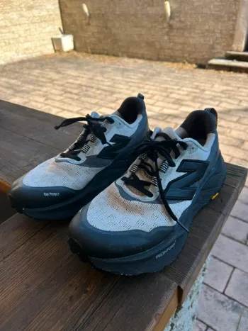 Gebrauchtes New Balance Hierro v9 bike