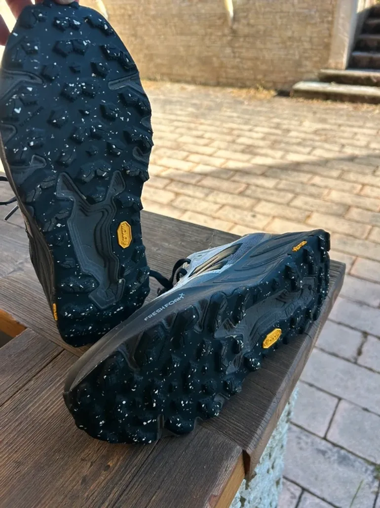 Brugt New Balance Hierro v9 bike — billede 4 af 6