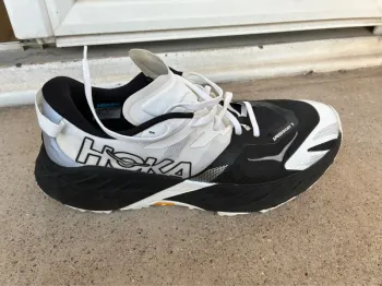 Tweedehands Hoka Speedgoat 7 bike
