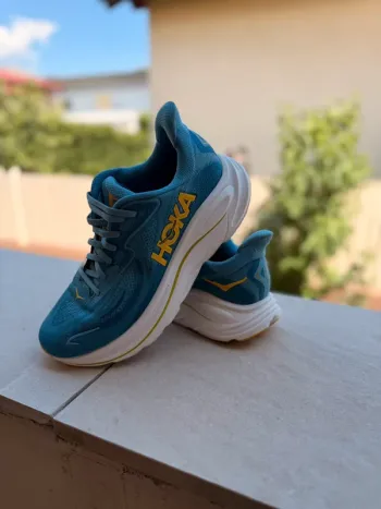 Brugt Hoka Clifton 10 bike — billede 2 af 7