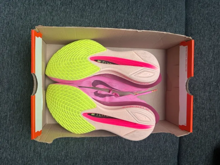 Gebrauchtes Nike ZoomX Vaporfly Next% 4 bike — Bild 6 von 7