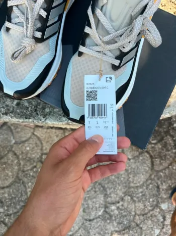 Used Adidas Ultraboost Light C RDY bike — image 7 of 8