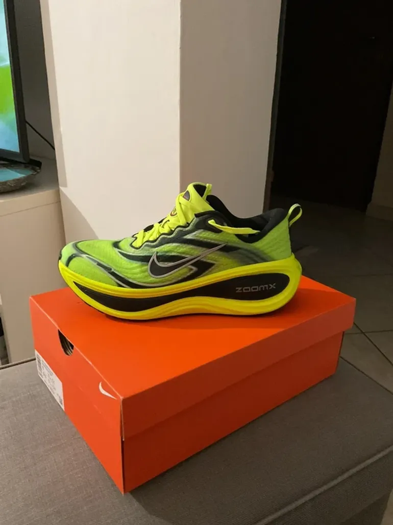 Brugt Nike Vomero Plus SE bike — billede 5 af 7