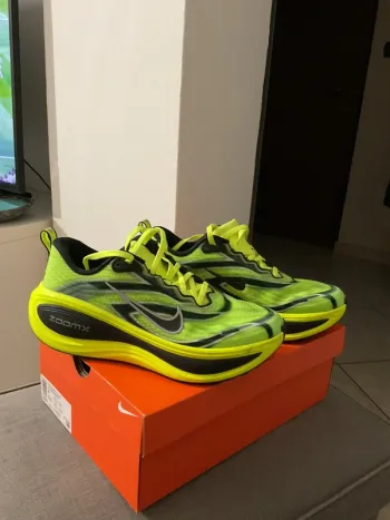 Brugt Nike Vomero Plus SE bike