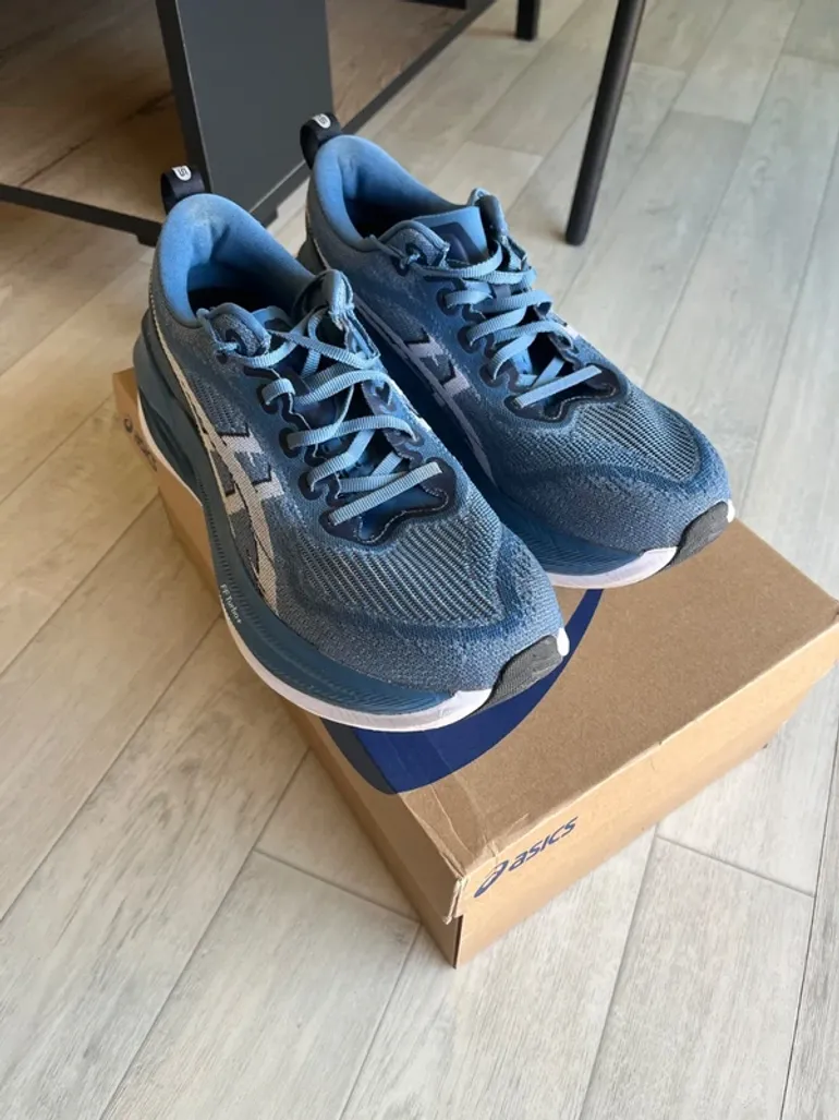 Gebrauchtes Asics Superblast 2 bike — Bild 2 von 6