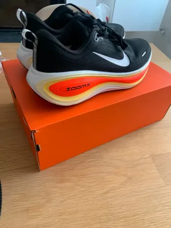 Brugt Nike Vomero Plus bike — billede 2 af 6
