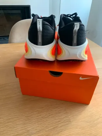 Brugt Nike Vomero Plus bike — billede 3 af 6