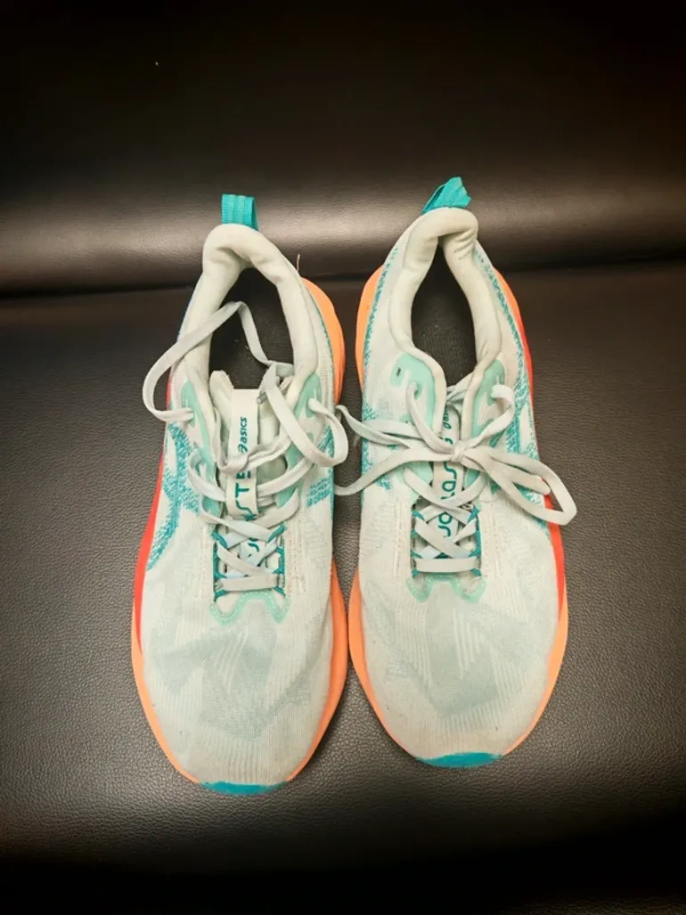 Gebrauchtes Asics Novablast 5 bike — Bild 2 von 5