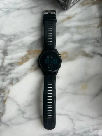 Garmin Forerunner 255 Music bike usato