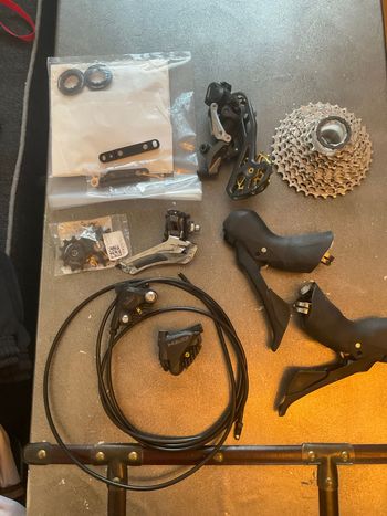 Used Shimano GRX 2x11 Groupset bike