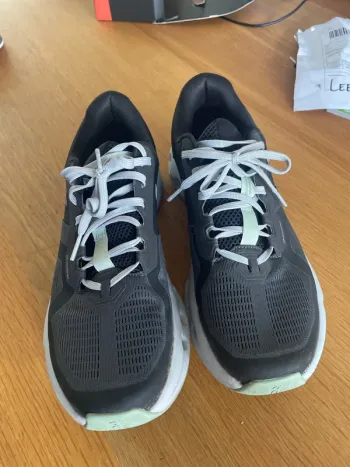 Gebrauchtes On Running Cloudrunner bike — Bild 2 von 9
