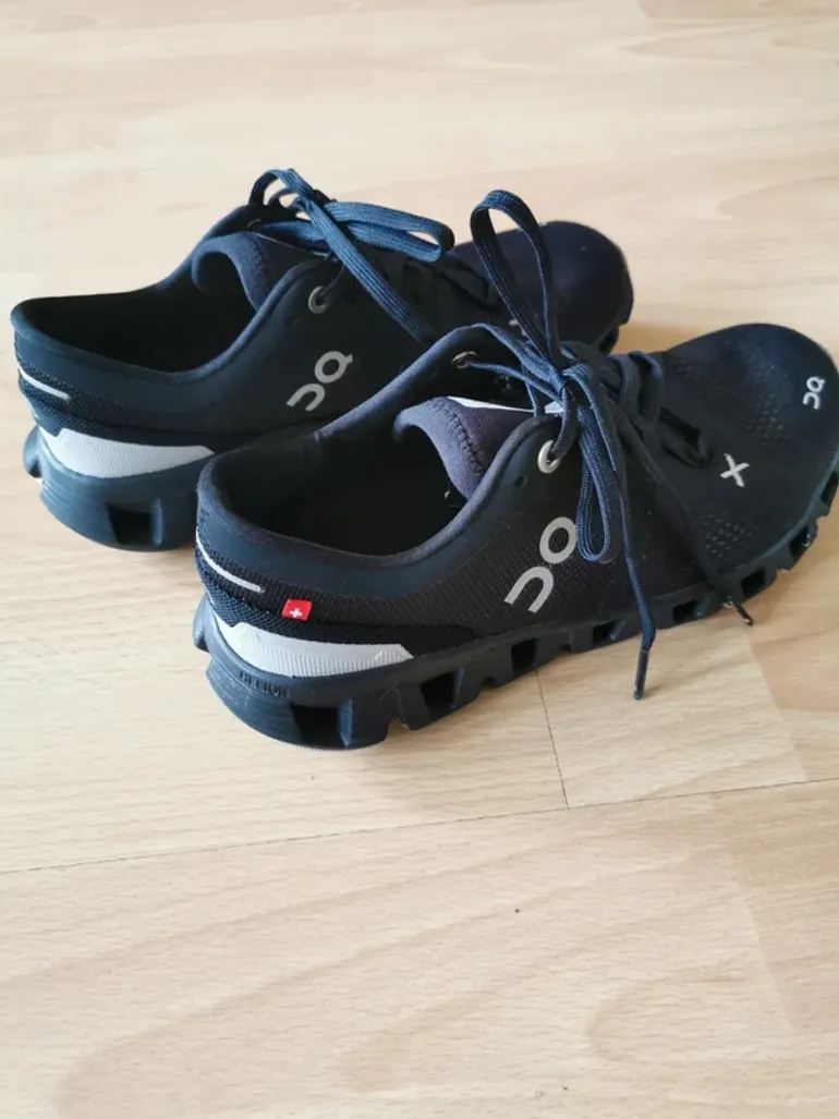 Used On Running Cloud bike — image 2 of 4
