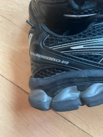 Brugt Asics Gel-Kayano 14 bike