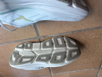 Używany Hoka Bondi bike — zdjęcie 3 z 4