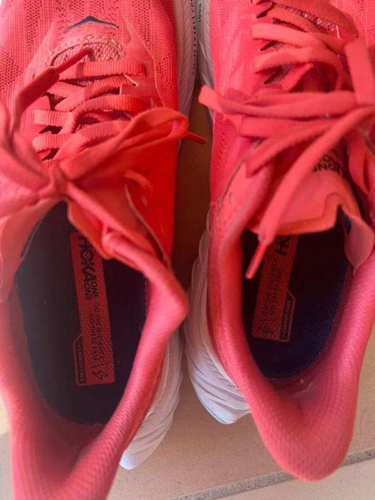 Hoka Carbone One bike usato — immagine 6 di 6