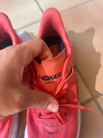 Hoka Carbone One bike usato — immagine 4 di 6