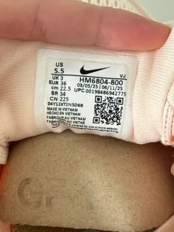 Käytetty Nike Vomero 18 bike — kuva 4 / 7