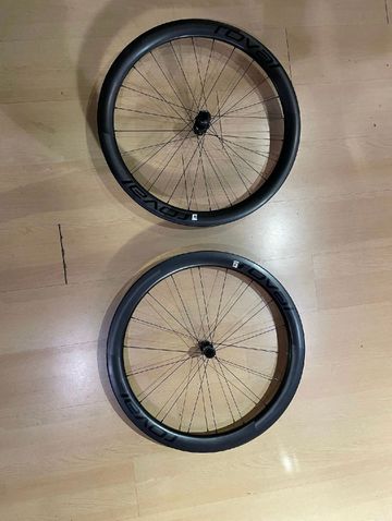 Used Specialized Roval Rapide CL III 2026 bike — image 2 of 3