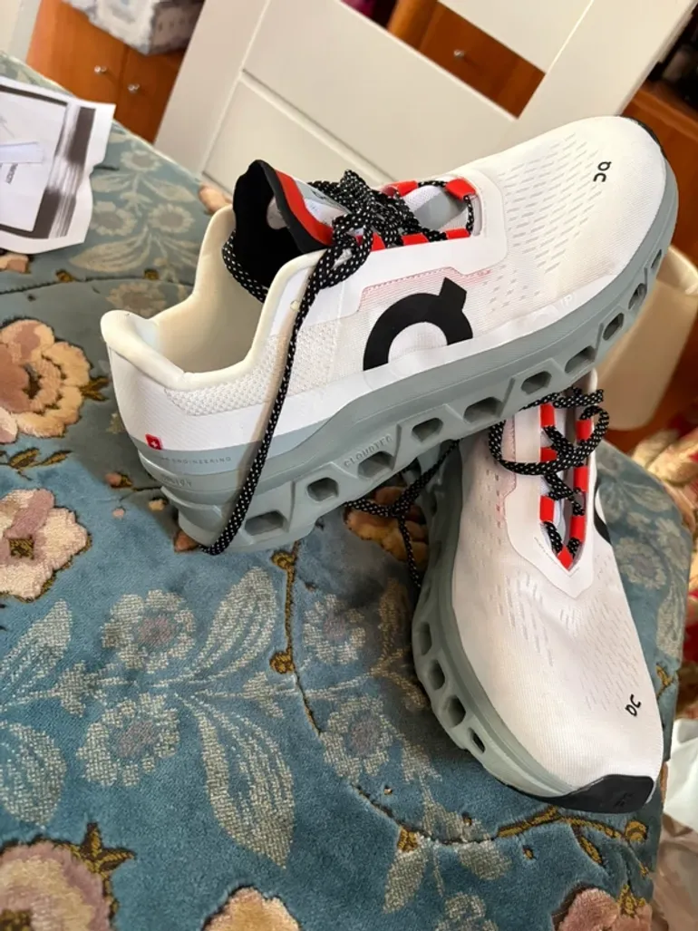 Used On Running Shoes bike — image 4 of 13