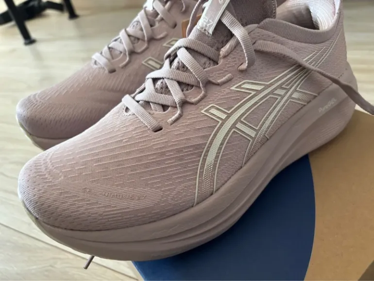 Brugt Asics Gel Nimbus 27 bike — billede 3 af 4