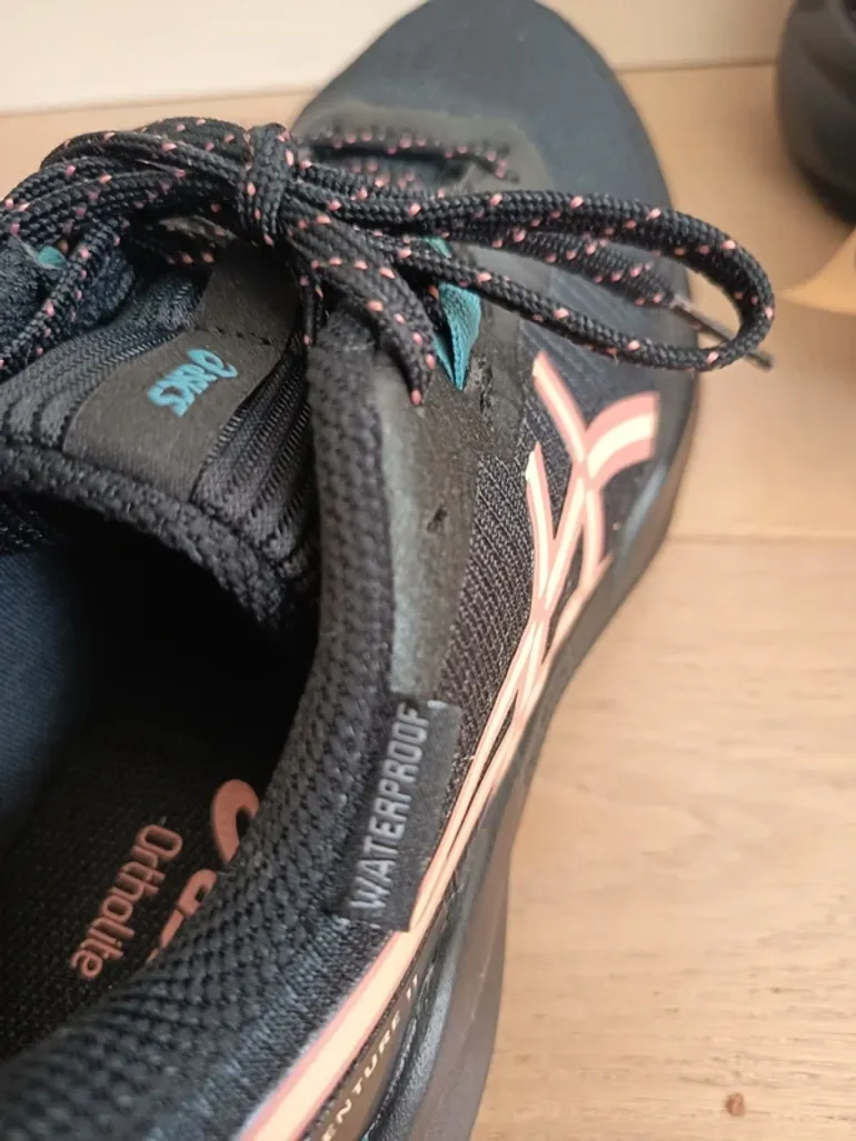 Asics Gel Venture 11 bike usato — immagine 5 di 9