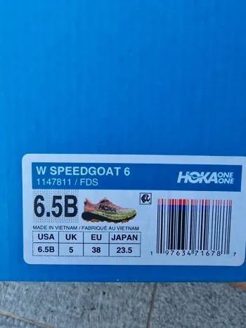 Gebrauchtes Hoka Speedgoat 6 bike — Bild 8 von 8